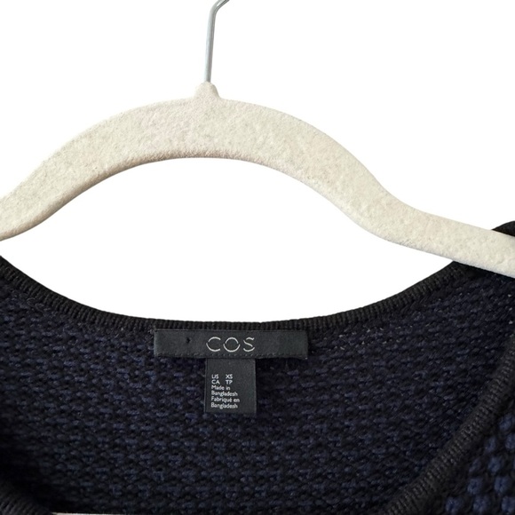 COS Raised Knit Sweater Dress Size XS Navy Blue Black - Picture 3 of 7